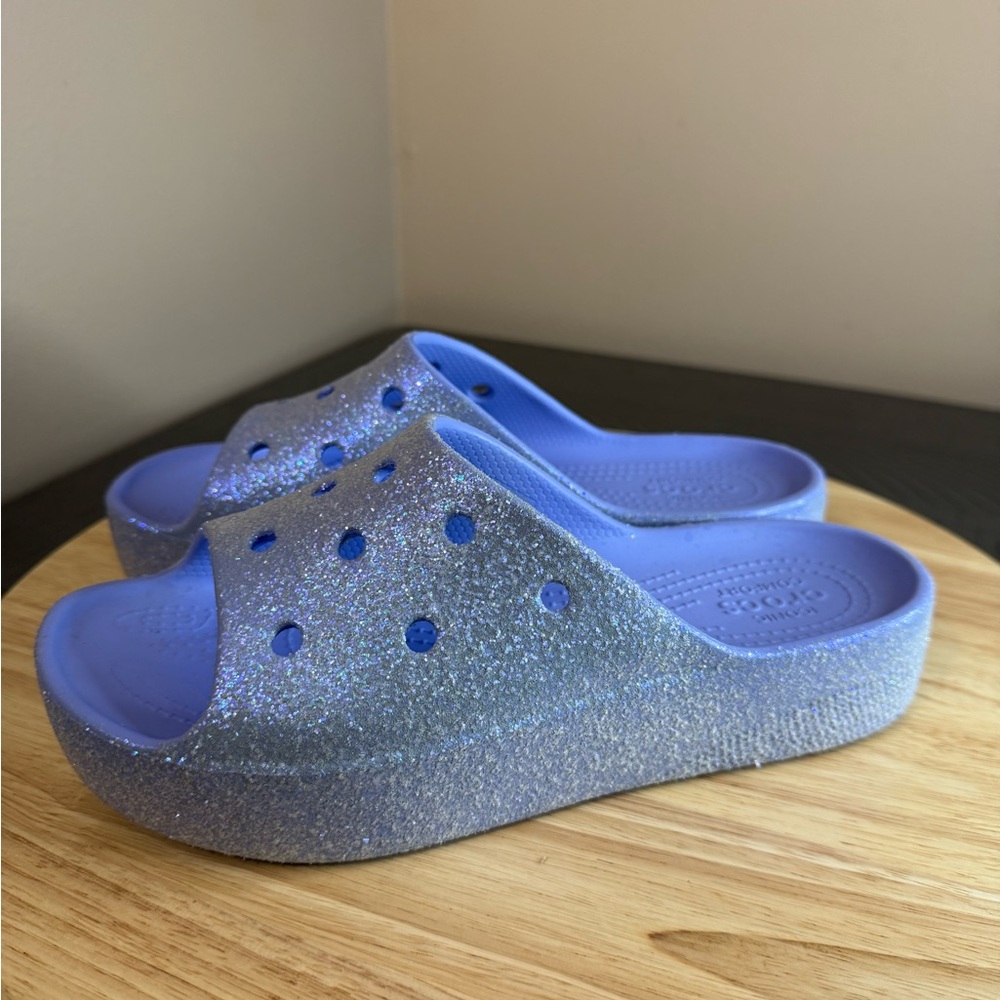 Crocs Women’s Classic Platform slide sandals - Picture 6 of 12